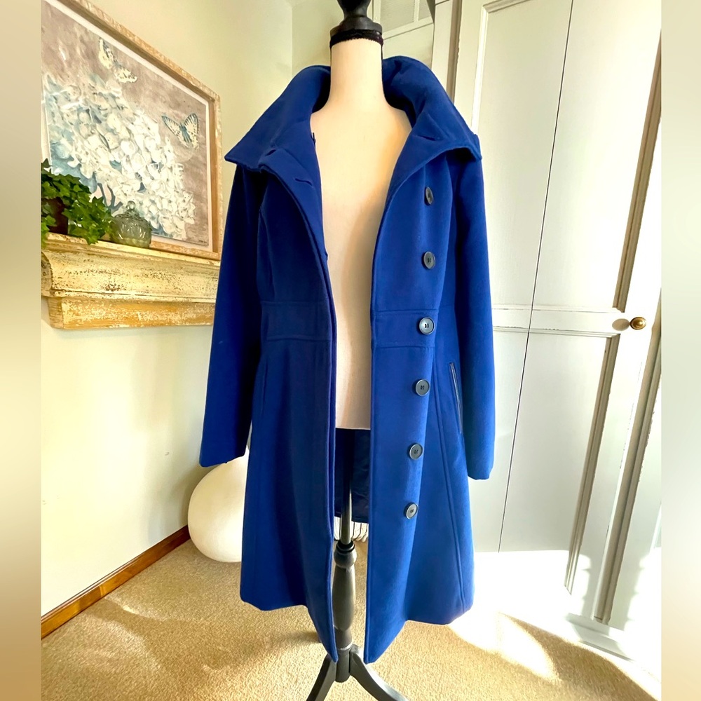 Vibrant Electric Blue Dress Coat. Size 8